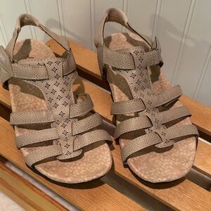 JSport By Jambu Sandals Size 6